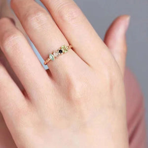 Personalized Multiple Stones Grandma Mom Family Ring Vintage Milgrain Ring