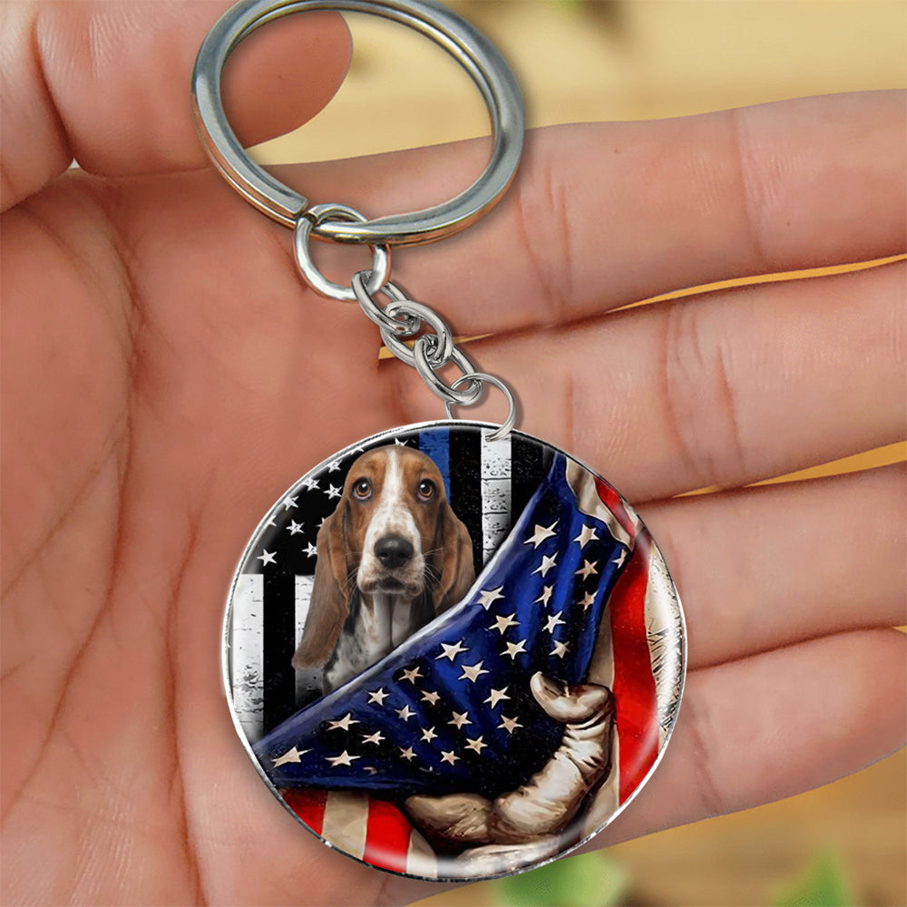 Basset Hound-Inside American Flag Independence Day Round Resin Epoxy Metal Keychain