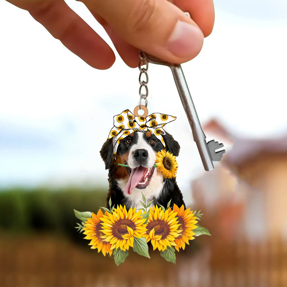 Bernese Mountain-Dog Mom Keychain