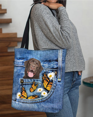 Chocolate-labrador-Butterfly Daisies Fait-CLOTH TOTE BAG