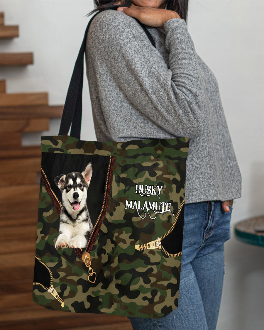 Husky-Malamute Camo Cloth Tote Bag