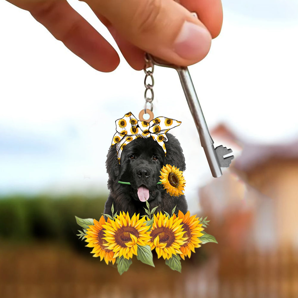 Newfoundland-Dog Mom Keychain